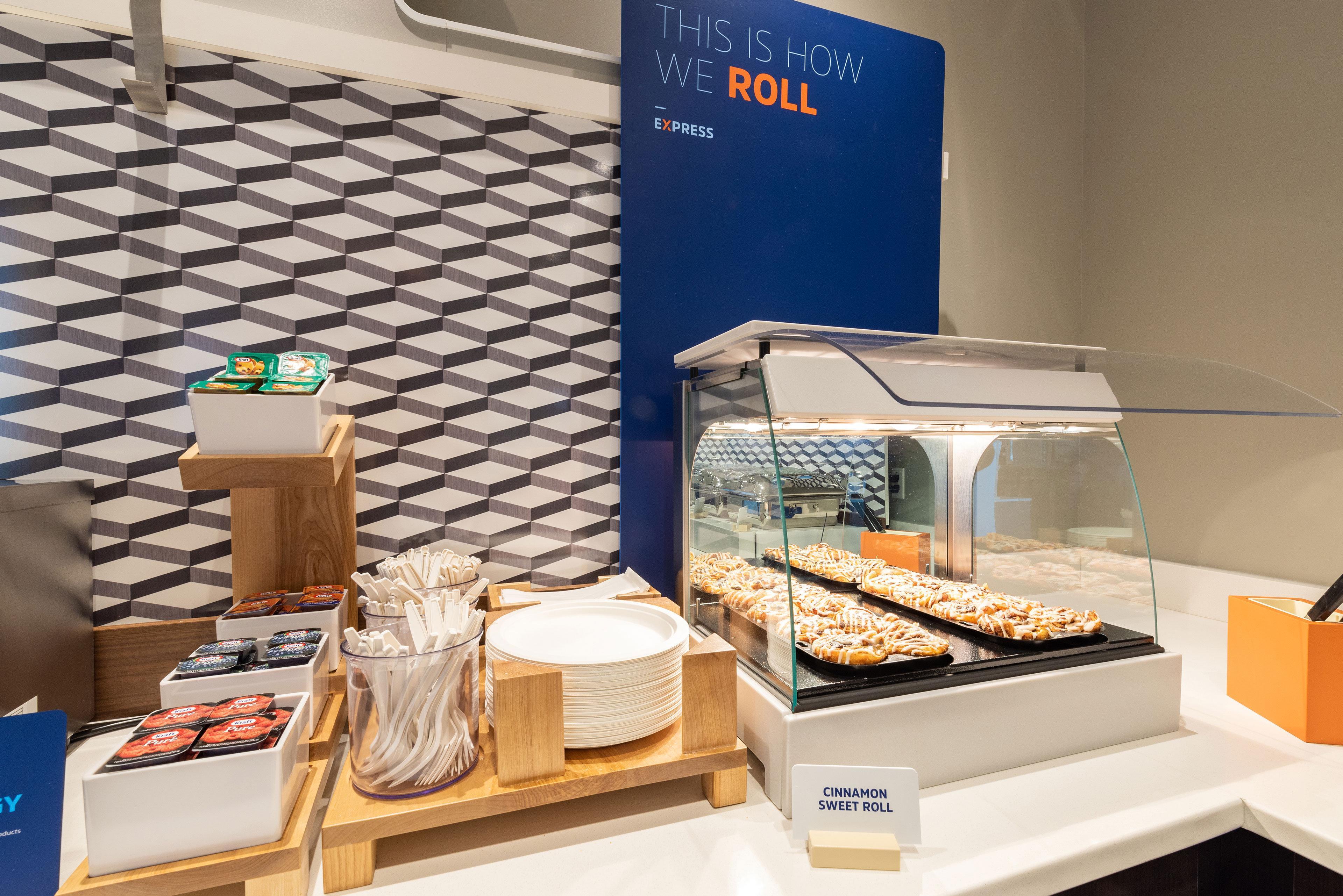 Holiday Inn Express Hotel & Suites Cleveland - Ms By Ihg Bagian luar foto